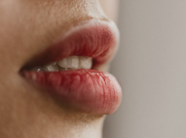 OBRATITE PAŽNJU Ova promjena u ustima može da upozori na srčani udar