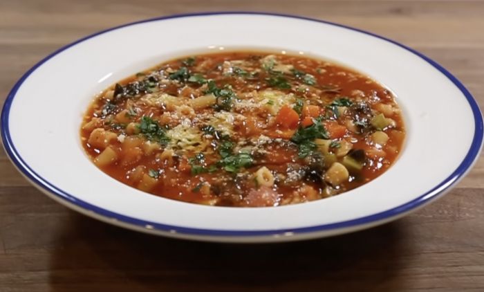 Pravi recept za italijansku MINESTRONE SUPU: Zdrava supa od čistog povrća