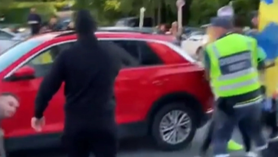 NEMILE SCENE U STOKHOLMU Švedski huligani napali Srbe, pa bježali glavom bez obzira (VIDEO)