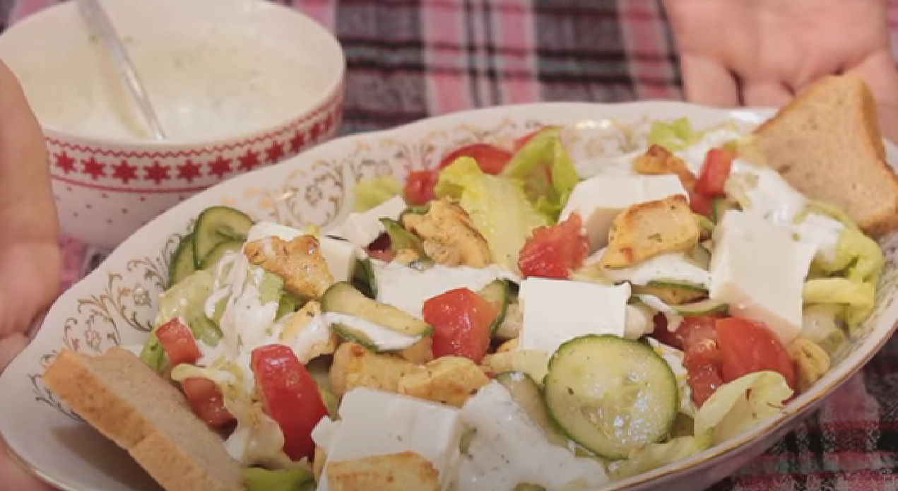 GRČKA KUS-KUS SALATA: Jednostavan i lak obrok koji će vas ODUŠEVITI!