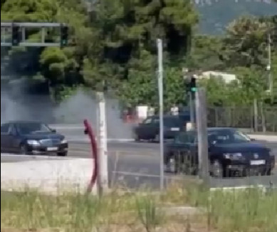 Još jedan automobil gorio danas na crnogorskim drumovima