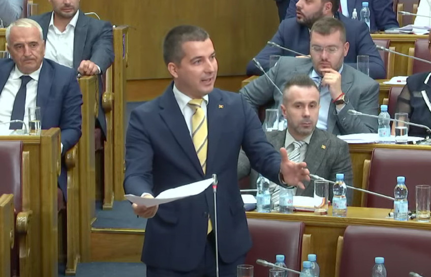 Bečić: Aktuelizovao sam slučaj skidanja zabrane ulaska u Crnu Goru Belivuku i Miljkoviću