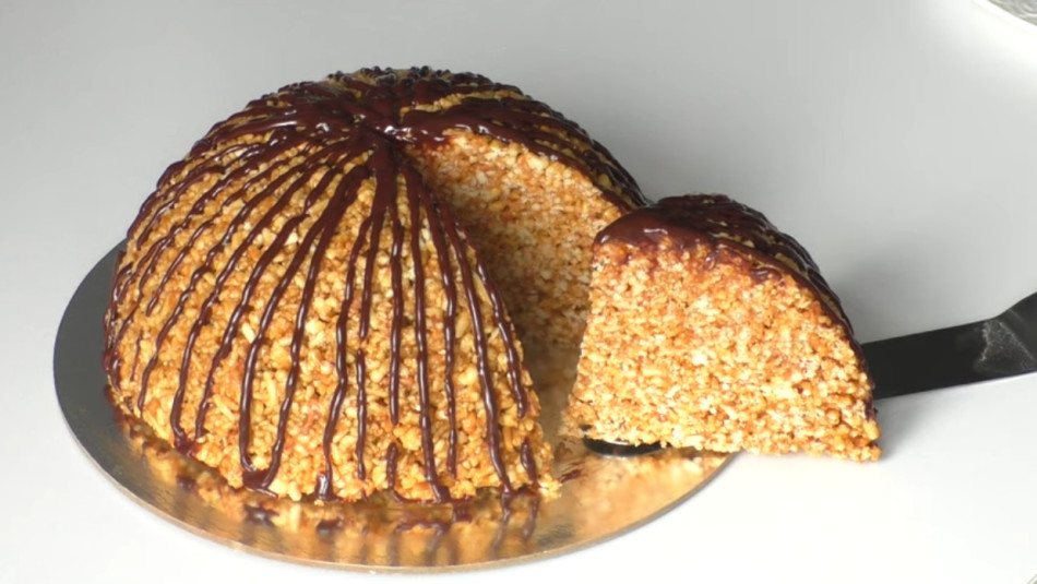 NEOBIČNA MRAVINJAK TORTA: Od jednostavnih sastojaka, a izgleda kao najlepše i najpoznatije svjetske poslastice (VIDEO)