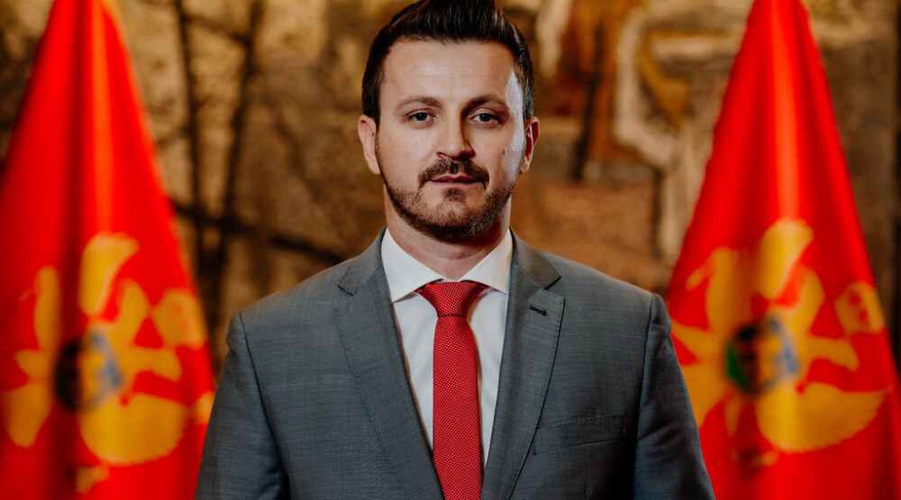 RADUNOVIĆ: Đukanović napravio grešku, nije dostavio predlog odluke o kojem bi glasali!