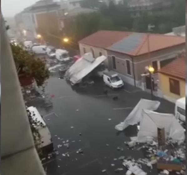 TORNADO HARAO ITALIJOM: Dvije osobe poginule, četiri ranjene (VIDEO)