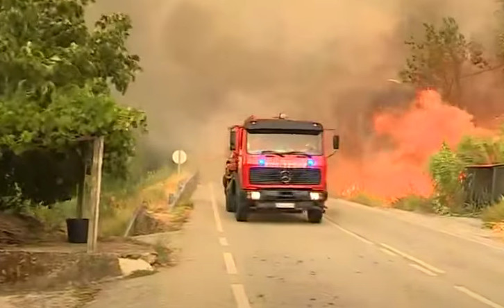 POŽARI DIVLJAJU PORTUGALOM: Preko 2000 vatrogasaca na terenu, članica EU priskočila u pomoć