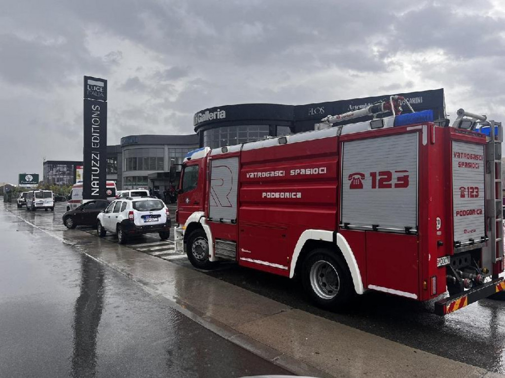 Donja Gorica: Evakuisan salon namještaja zbog anonimne dojave o bombi