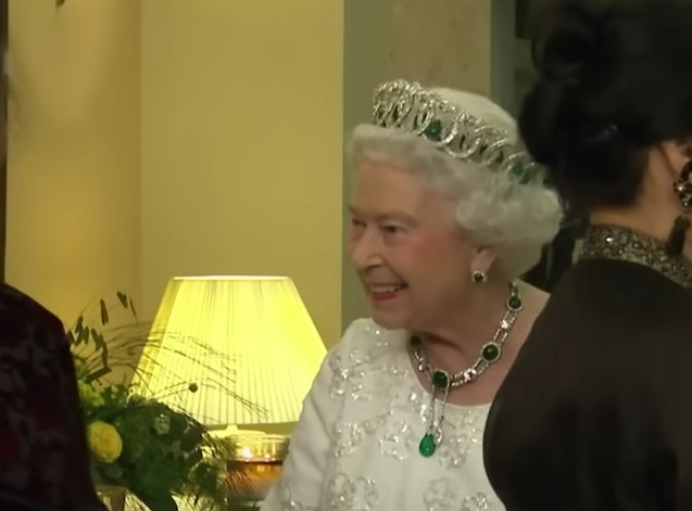 TAJNA ČUVANA 40 GODINA: Kako je kraljica Elizabeta preživjela pokušaj atentata