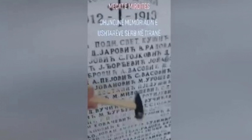 NOVO DIVLJANJE ALBANSKIH EKSTREMISTA Na najgori način oskrnavili srpski spomenik (VIDEO)