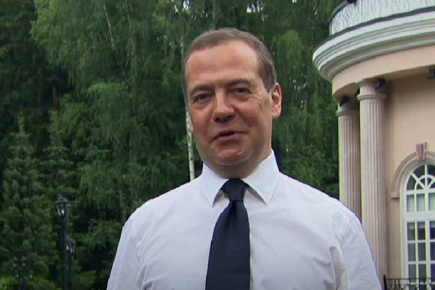 UKRAJINCI IZDALI POTJERNICU Traži se Dmitrij Medvedev!