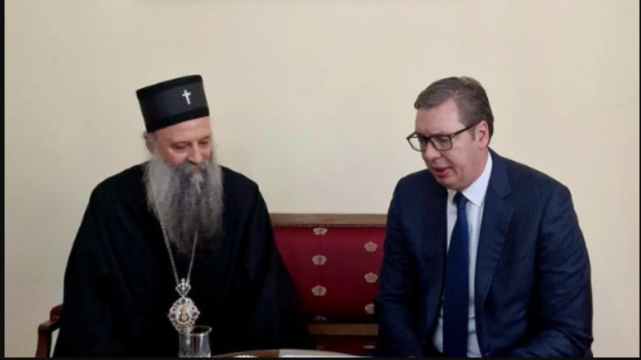 NEMA PREDAJE! SRBIJA JE UZ VAS! Predsednik Vučić zahvalio se patrijarhu Porfiriju na rečima utehe i molitvama