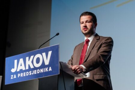 Milatović obećao da više neće koristiti svoje pravo da iznosi političke stavove