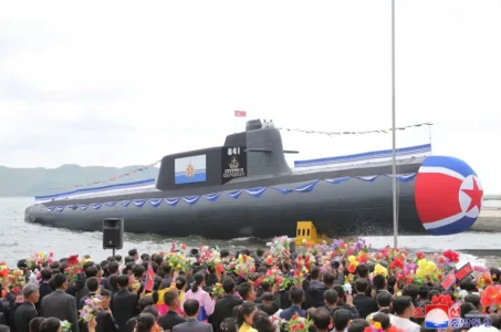 Sjeverna Koreja sada ima podmornicu za nuklearni napad