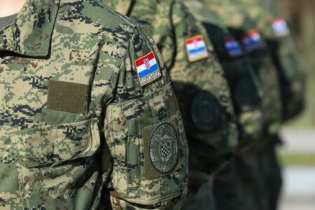 Traži se od Hrvatske da pošalje vojsku na granicu sa Srbijom