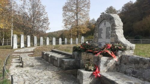 U selu Zbojštica kod Užica pod časnim Krstom pomireni četnici i partizani