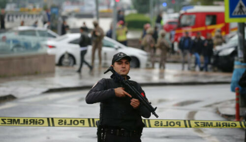 NEMAJU ABERA Turski parlament danas zasijeda i pored terorističkog napada