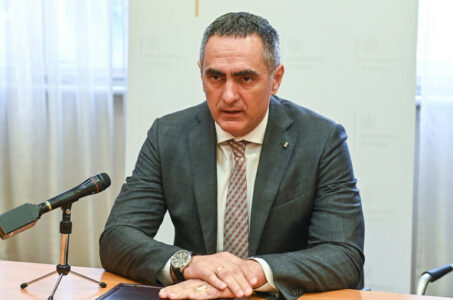 DAMJANOVIĆ Razmišlja se o pokretu i potrebi da se uozbilji politička scena u Crnoj Gori