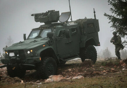 NATO KADAR Havarisali vozilo Vojske Crne Gore plaćeno pola miliona dolara
