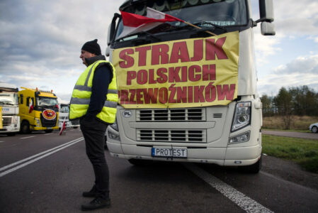 Poljski šoferi blokiraju pomoć sa humanitarnom pomoći za Ukrajinu