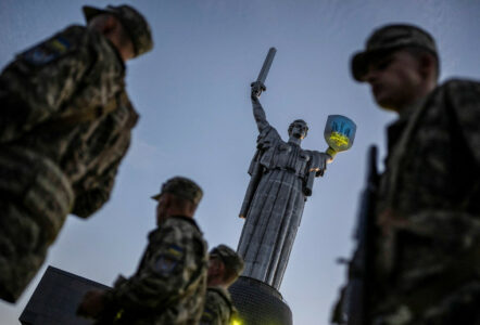KIJEV SPOREDAN FAKTOR Tri opcije za rešavanje sukoba u Ukrajini