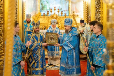Patrijarh Kiril predstavio ikonu koja je nacionalna svetinja Rusije (foto)