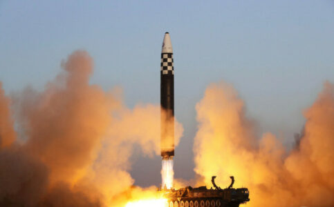 Sjeverna Koreja lansirala interkontinentalnu balističku raketu