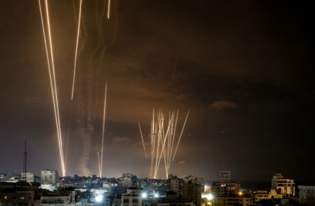 Vojno krilo Hamasa ispalilo salve raketa na Tel Aviv