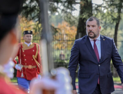Ministar Krapović priznao da se u Vojsci CG zapošljavalo po političkoj pripadnosti