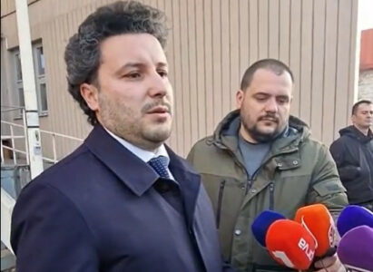 Abazović saslušan u Osnovnom državnom tužilaštvu u Podgorici (video)