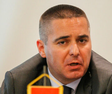 MINISTAR VOJNI Crna Gora će nastaviti da šalje vojnike na Kosovo* i u Letoniju