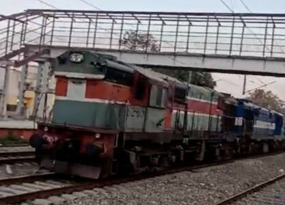 Teretni voz u Indiji prešao više od 70 kilometara bez mašinovođe (video)