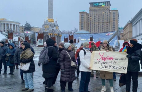 Na Majdanu sve više demonstranata protiv razrešenja Zalužnog