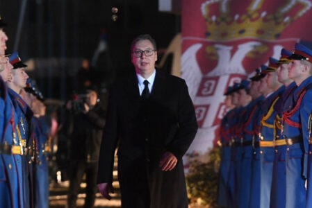 Predsjednik Srbije Aleksandar Vučić uručio ordenje zaslužnim pojedincima i institucijama