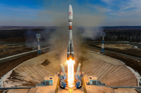 Rusi u zemljinu orbitu lansirali letjelicu za kosmički rat