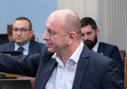 Andrija Mandić inicirao sastanak koji nije pomogao u prevazilaženju neslaganja političke većine