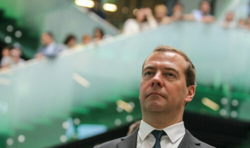 Medvedev naveo prednosti slanja francuskih trupa u Ukrajinu