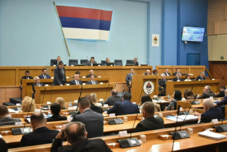 MINISTAR VOJNI Srbija jača odbranu kako bi sačuvala suverenitet