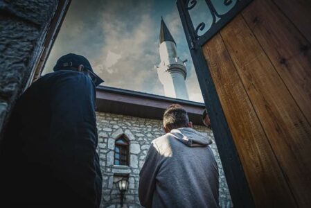 Ramazanski bajram obilježen je klanjanjem bajram-namaza u svim džamijama širom Crne Gore