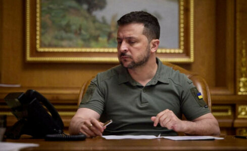 UKRAJINSKI POLITIKOLOG Zelenski odbio Karlsona jer nema odgovore na nezgodna pitanja