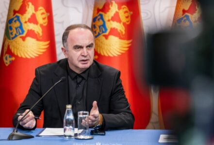 Ministar Ðeljošaj pružio podršku i pokazuje poštovanje uhapšenoj direktorici ASK-a