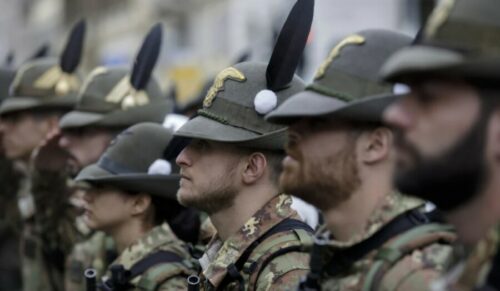 IZVUKLI POUKU IZ ISTORIJE Italija neće da šalje vojsku na Ruse