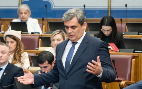 IBRAHIMOVIĆ PRITISKA Pitao premijera hoće li CG podržati srebreničku rezoluciju u UN