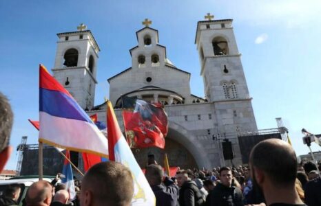 VIŠE NEMA NAZAD Srpske organizacije u Crnoj Gori pozvale narod na protest 22.5. ispred zgrade Vlade