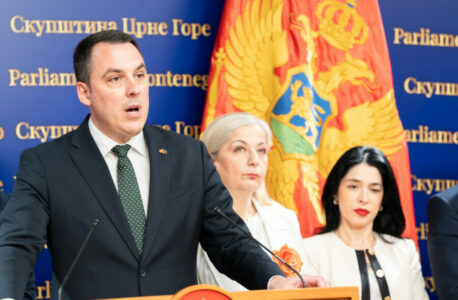 Potpredsjednik DPS-a „potura leđa“ i brani Spajića