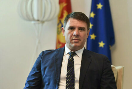JOŠ JEDNO SRAMNO IMENOVANJE Šefu crnogorske diplomatije prijaju DPS kadrovi