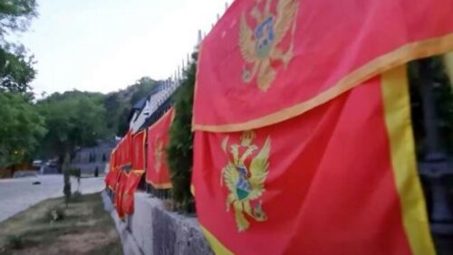 LICE ILI VIŠE NJIH Iz Mitropolije crnogorsko – primorske nastavili da pregone sa liderom DNP-a