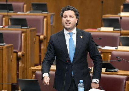 Mandić i Knežević podnijeli amandmane na Predlog rezolucije o Jasenovcu