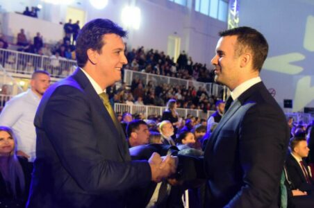 PES pozvao Vladu da prihvati ostavku Andreja Milovića