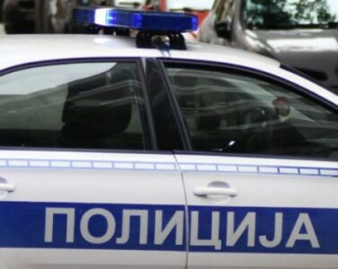 CRNA GORA Vozila policije ubuće i sa natpisom na ćirilici
