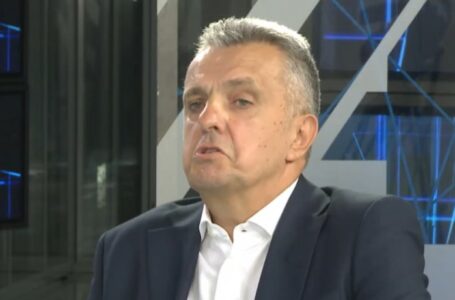 Višemjesečnim kolumnama i spinovima Željka Ivanovića odsiran kraj